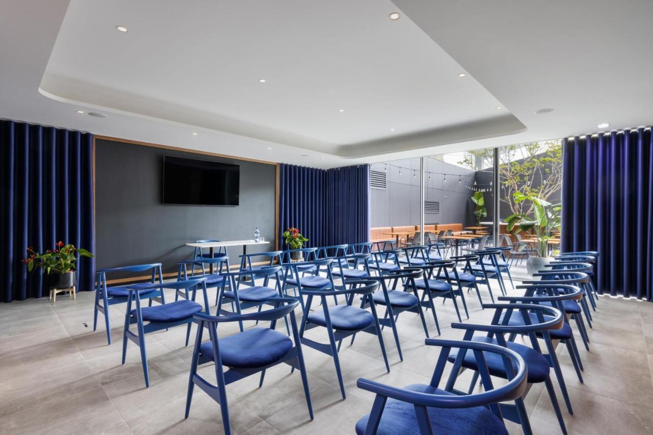 Four Points By Sheraton Matosinhos Матозиньюш Экстерьер фото